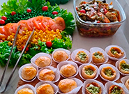 Tortas e bolos sobre base de madeira – Rei dos Eventos