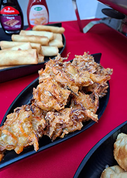 Tempurá crocante servido em festas e eventos